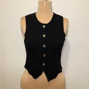Zara Black Sleeveless Button-Front Blouse